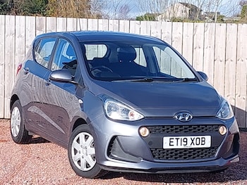 Used Hyundai i10 2019 for sale - 77568979: Photo