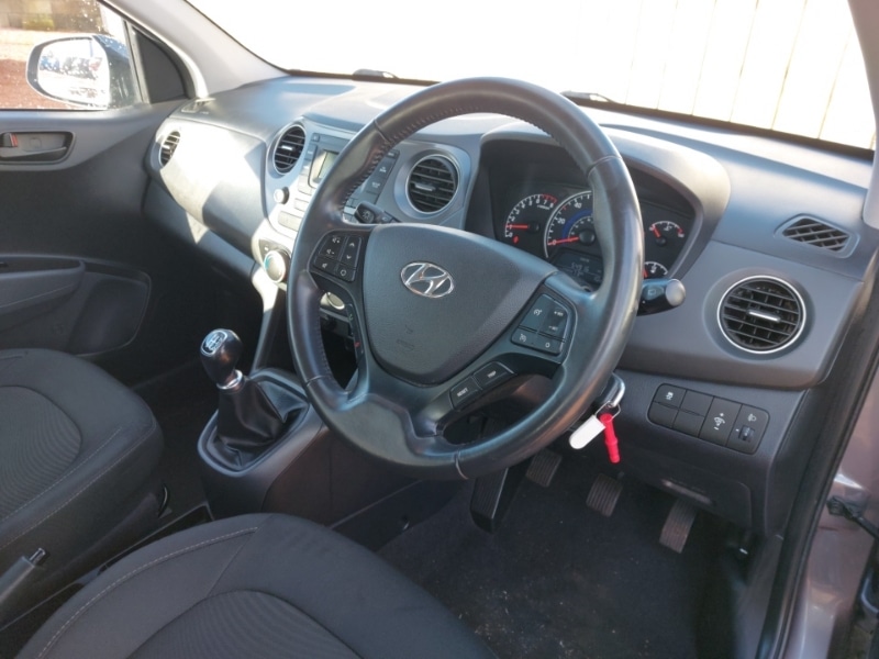Used Hyundai i10 2019 for sale - 77568979: Photo 7