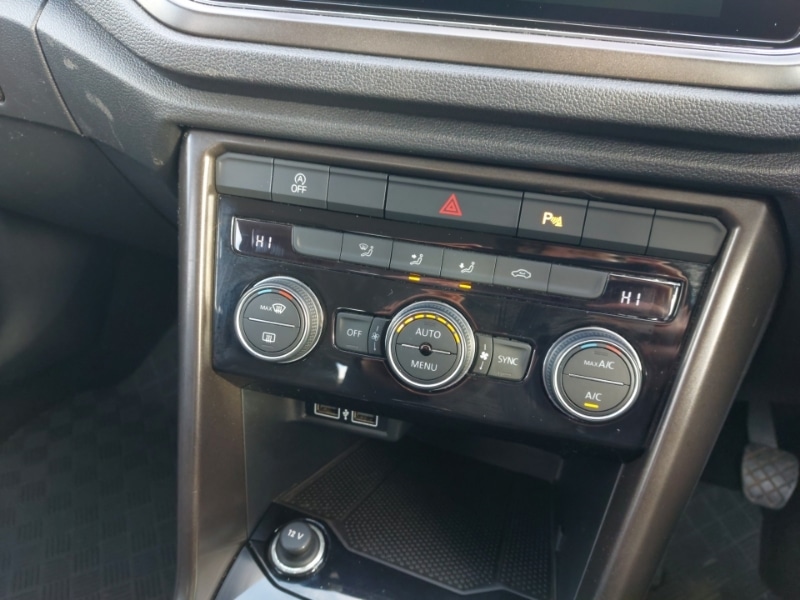 Used Volkswagen T-Roc 2019 for sale - 77837749: Photo 14