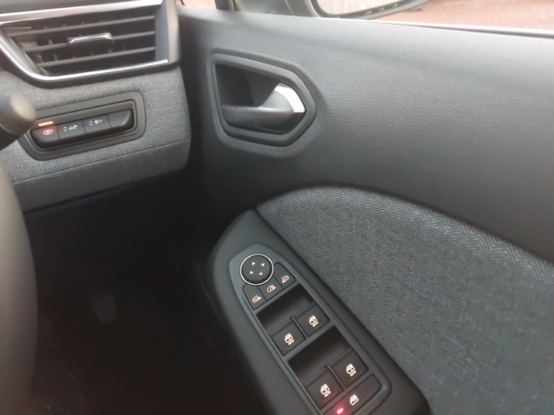 Used Renault Clio 2025 for sale - 77028559: Photo 19