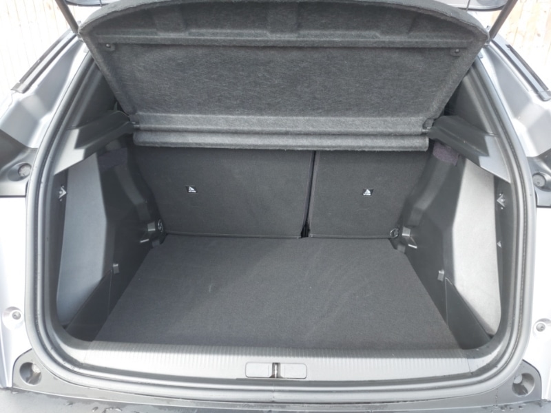 Used Peugeot 2008 2021 for sale - 77852640: Photo 8