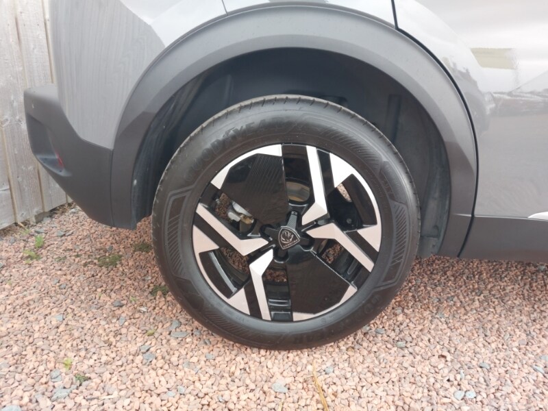 Used Peugeot 2008 2023 for sale - 76177957: Photo 12