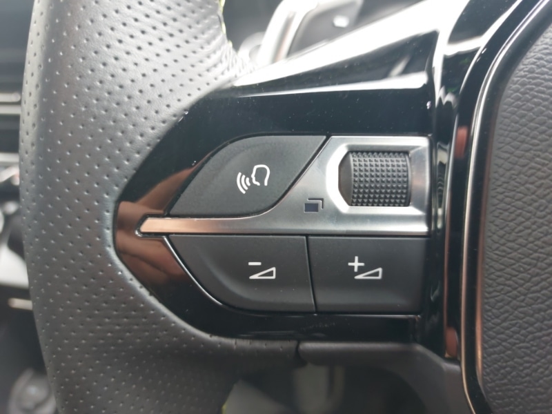 Used Peugeot 2008 2023 for sale - 76177957: Photo 17