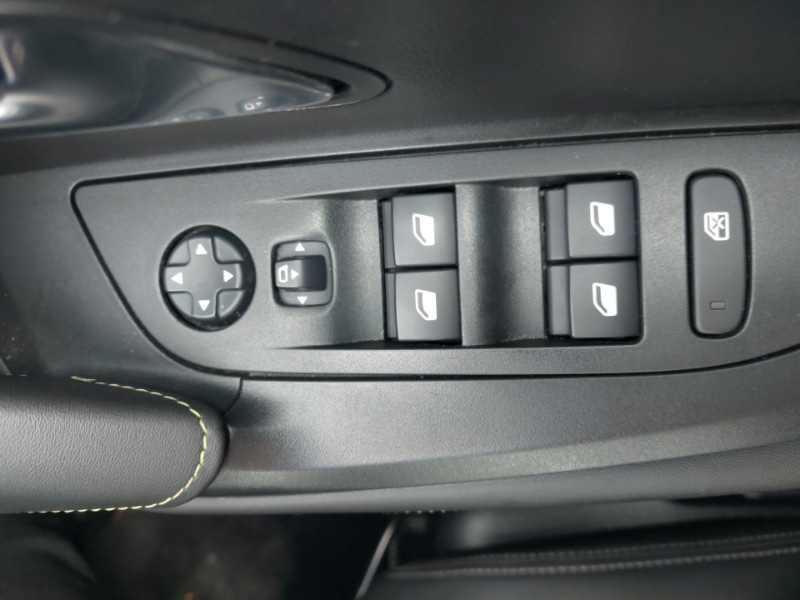 Used Peugeot 2008 2023 for sale - 76177957: Photo 19