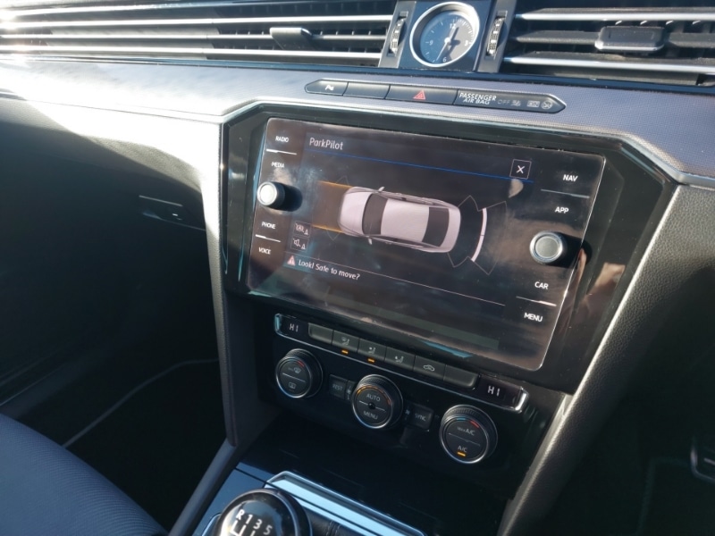 Used Volkswagen Passat 2018 for sale - 76613844: Photo 10