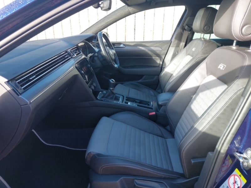 Used Volkswagen Passat 2018 for sale - 76613844: Photo 5