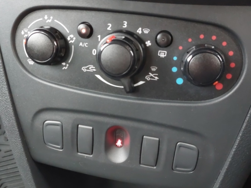 Used Dacia Sandero Stepway 2020 for sale - 77405301: Photo 14