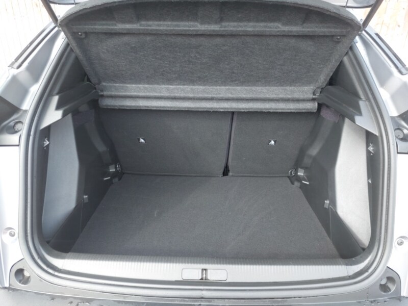 Used Peugeot 2008 2021 for sale - 77818450: Photo 8