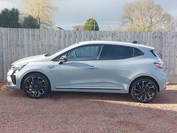 Used Renault Clio 2025 for sale - 79734411: Photo