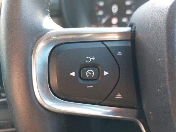 Used Volvo XC40 2019 for sale - 75933704: Photo 17