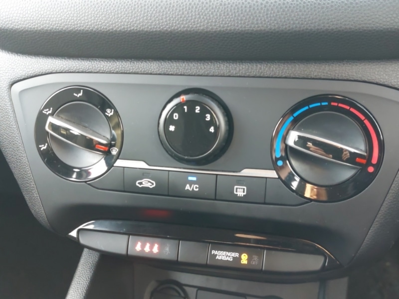 Used Hyundai i20 2019 for sale - 77623648: Photo 15