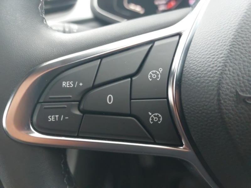 Used Renault Captur 2022 for sale - 76150789: Photo 17