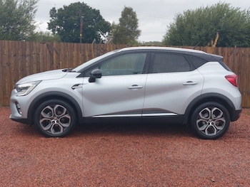 Used Renault Captur 2022 for sale - 76150789: Photo 4