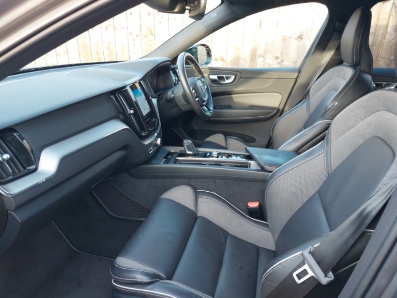 Used Volvo XC60 2020 for sale - 77115037: Photo 5