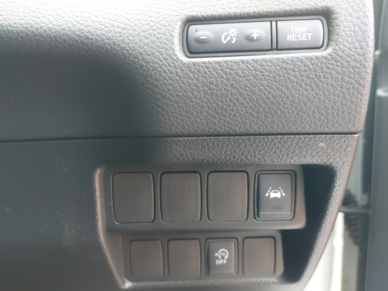 Used Nissan Qashqai 2017 for sale - 76893444: Photo 17