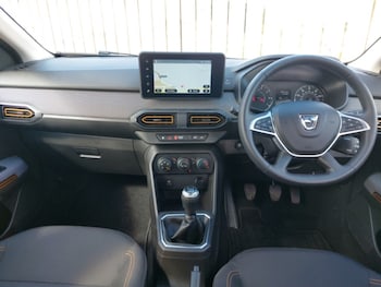 Used Dacia Sandero Stepway 2022 for sale - 78230380: Photo