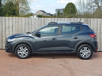 Used Dacia Sandero Stepway 2022 for sale - 78230380: Photo