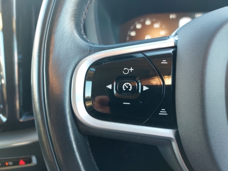 Used Volvo XC60 2019 for sale - 76639427: Photo 15