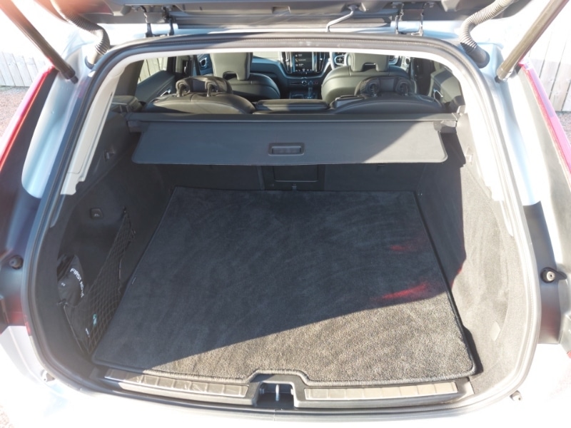 Used Volvo XC60 2019 for sale - 76639427: Photo 8