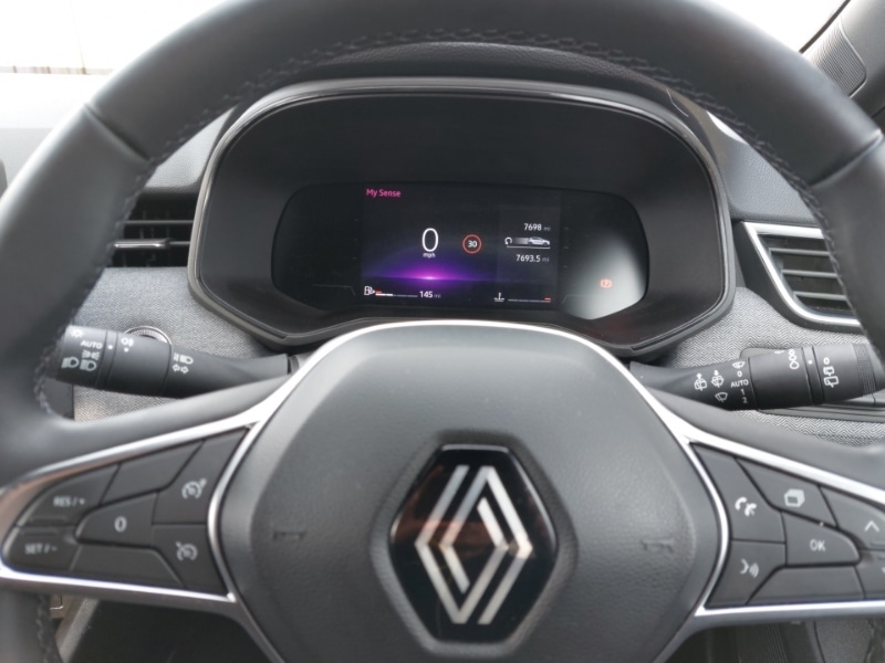 Used Renault Clio 2024 for sale - 76451048: Photo 11