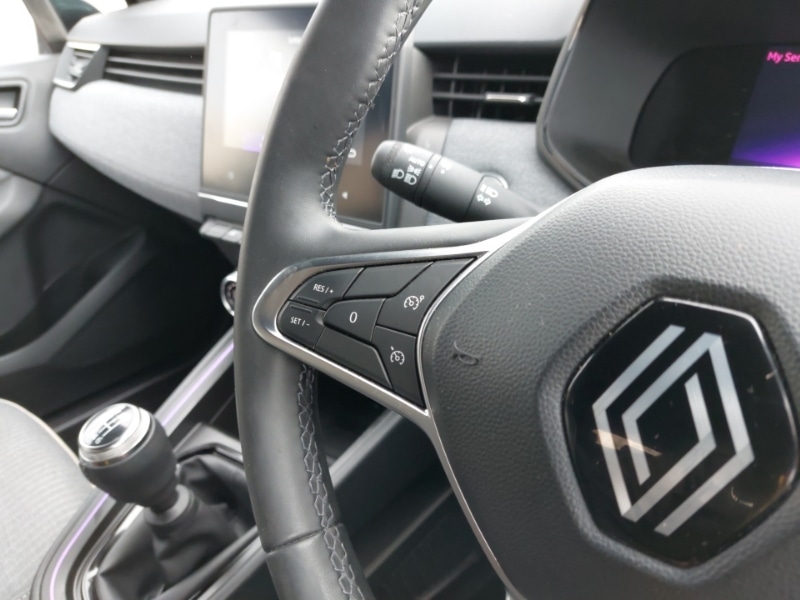 Used Renault Clio 2024 for sale - 76451048: Photo 16