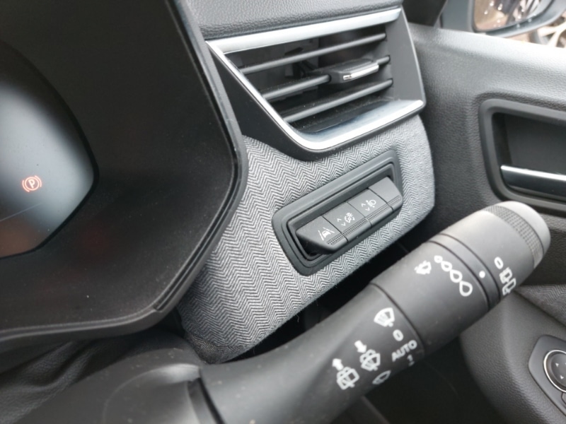 Used Renault Clio 2024 for sale - 76451048: Photo 18