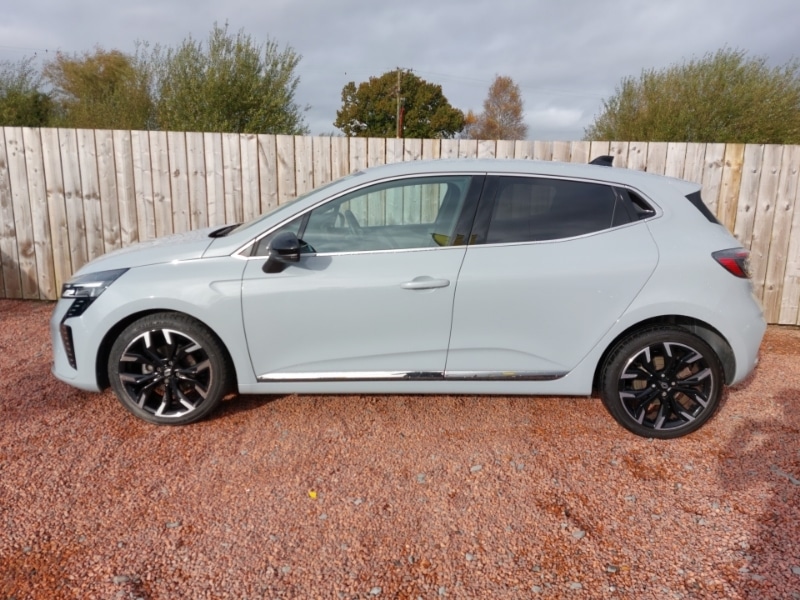 Used Renault Clio 2024 for sale - 76451048: Photo 4