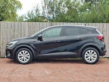 Used Renault Captur 2021 for sale - 79704390: Photo