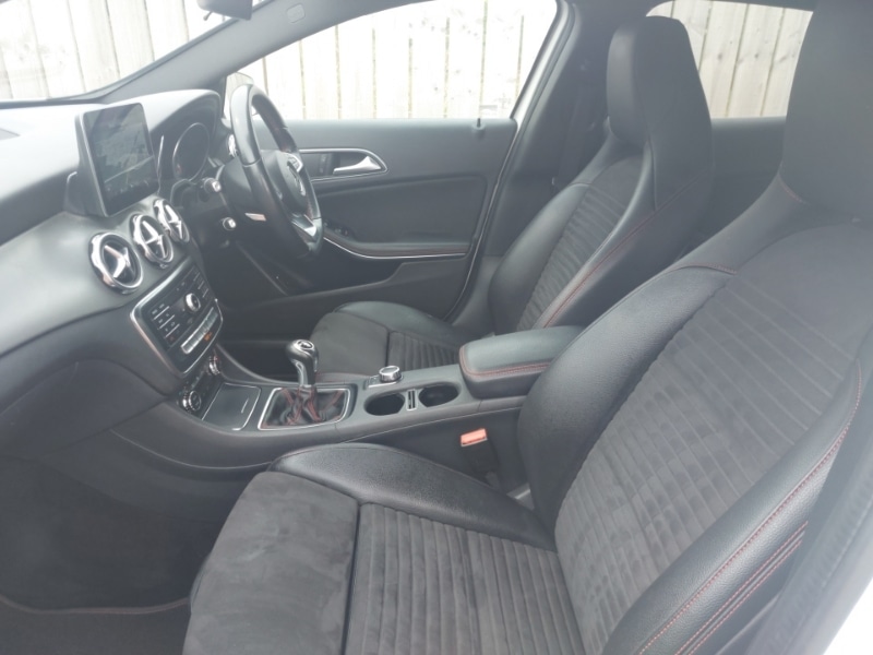 Used Mercedes-Benz GLA 2018 for sale - 76560539: Photo 5