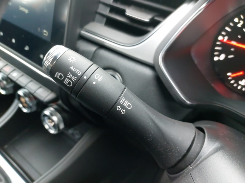 Used Renault Captur 2021 for sale - 76834351: Photo 17