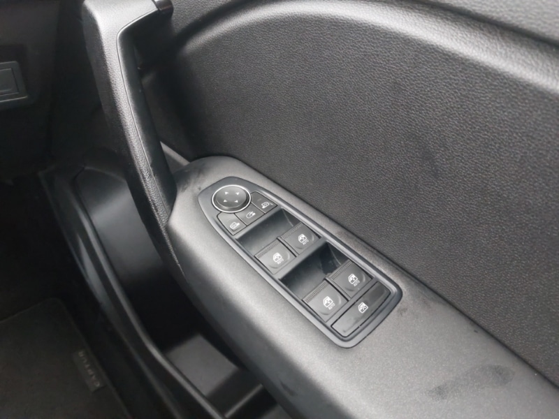 Used Renault Captur 2021 for sale - 76834351: Photo 19