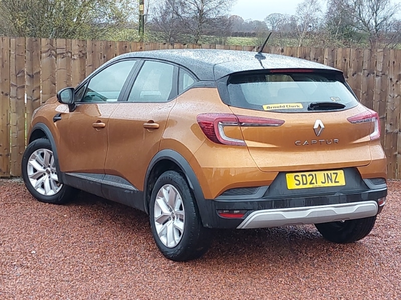 Used Renault Captur 2021 for sale - 76834351: Photo 3