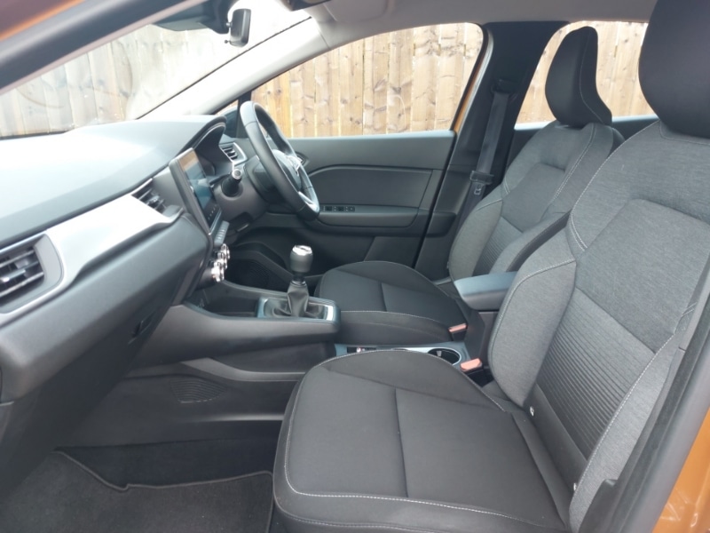 Used Renault Captur 2021 for sale - 76834351: Photo 5