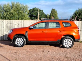 Used Dacia Duster 2023 for sale - 79759785: Photo