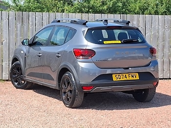 Used Dacia Sandero Stepway 2024 for sale - 79164924: Photo