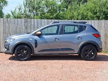 Used Dacia Sandero Stepway 2024 for sale - 79164924: Photo