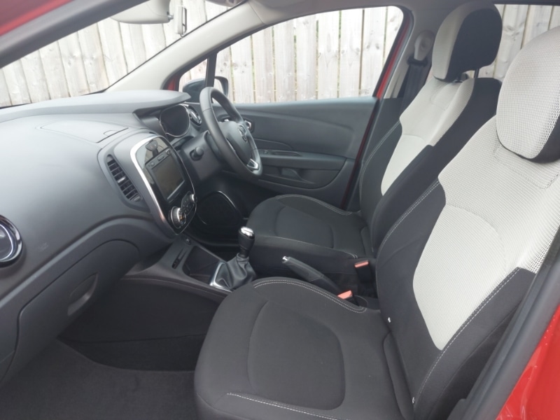 Used Renault Captur 2019 for sale - 76387909: Photo 5