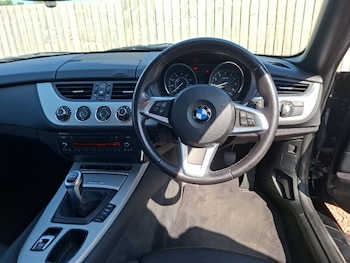 Used BMW Z4 2011 for sale - 79343520: Photo