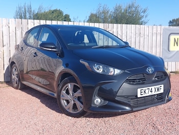 Used Toyota Yaris 2024 for sale - 77008673: Photo