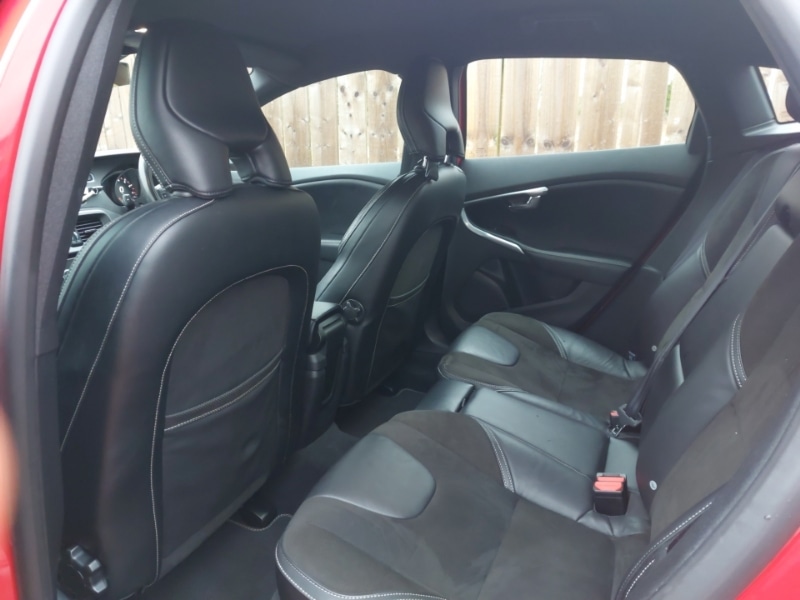 Used Volvo V40 2018 for sale - 77338513: Photo 6