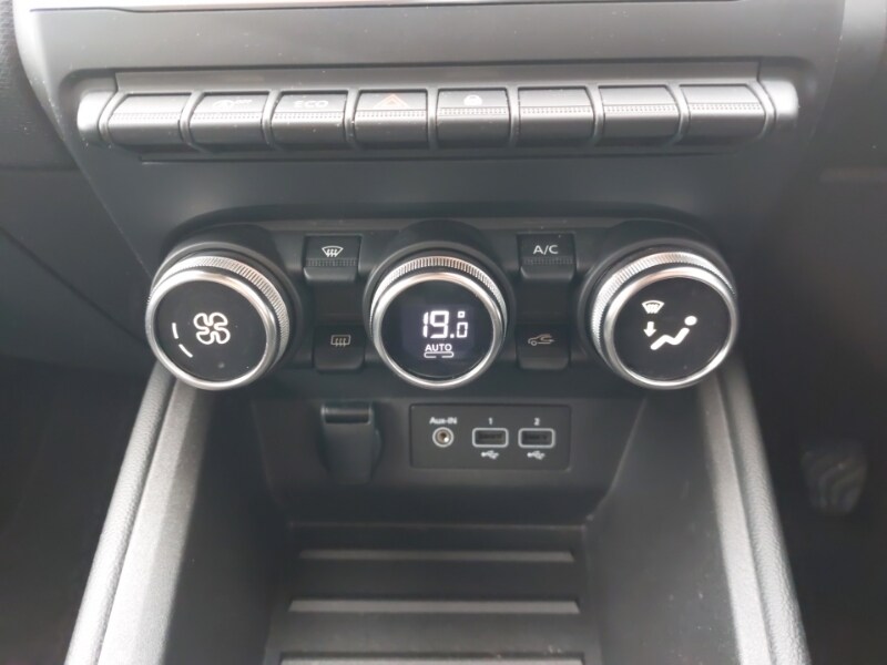 Used Renault Clio 2021 for sale - 76860519: Photo 15