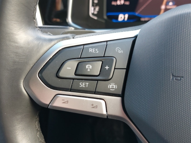 Used Volkswagen T-Roc 2024 for sale - 77371396: Photo 17