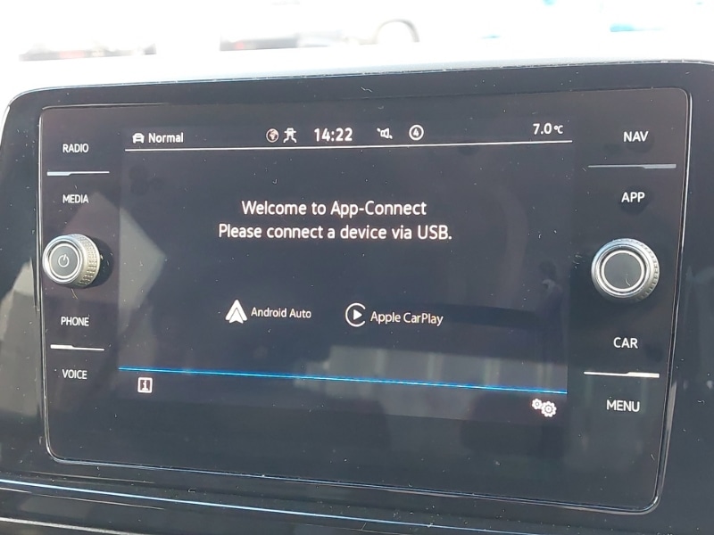 Used Volkswagen T-Roc 2024 for sale - 77371396: Photo 18