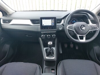 Used Renault Captur 2022 for sale - 76533285: Photo