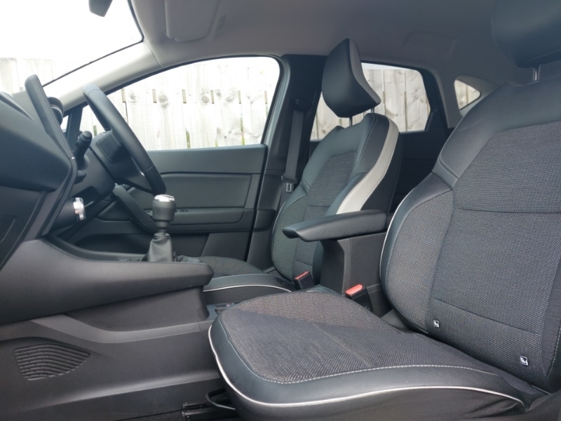 Used Renault Captur 2022 for sale - 76533285: Photo 5