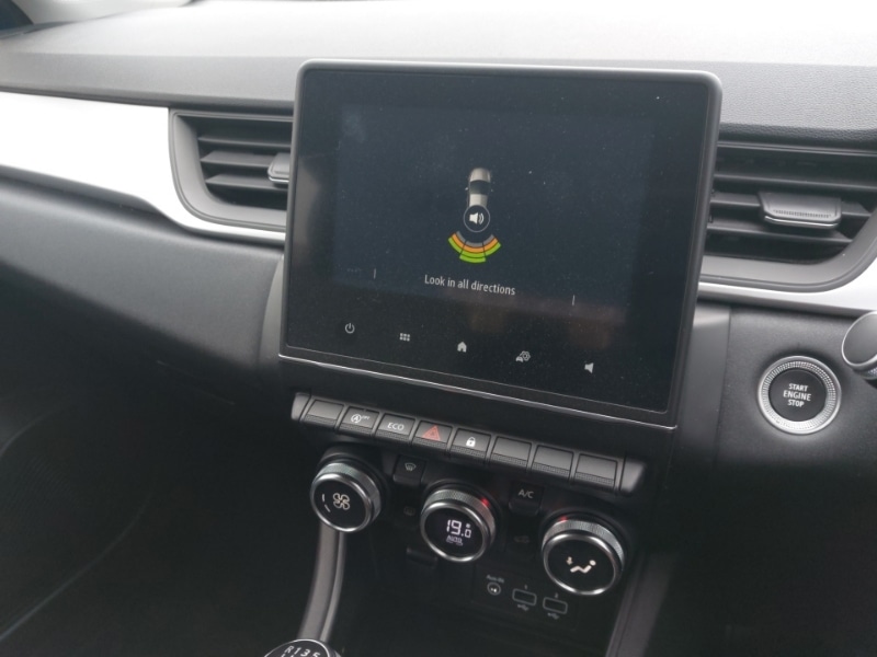 Used Renault Captur 2021 for sale - 76493349: Photo 10