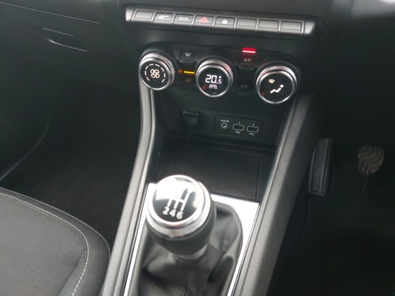 Used Renault Captur 2021 for sale - 76493349: Photo 14