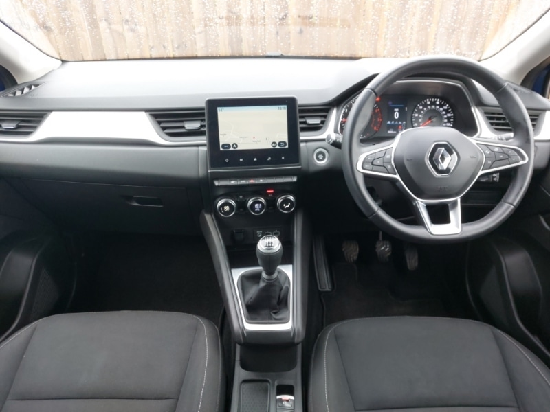 Used Renault Captur 2021 for sale - 76493349: Photo 2