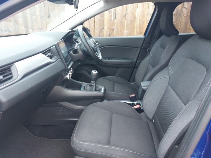 Used Renault Captur 2021 for sale - 76493349: Photo 5