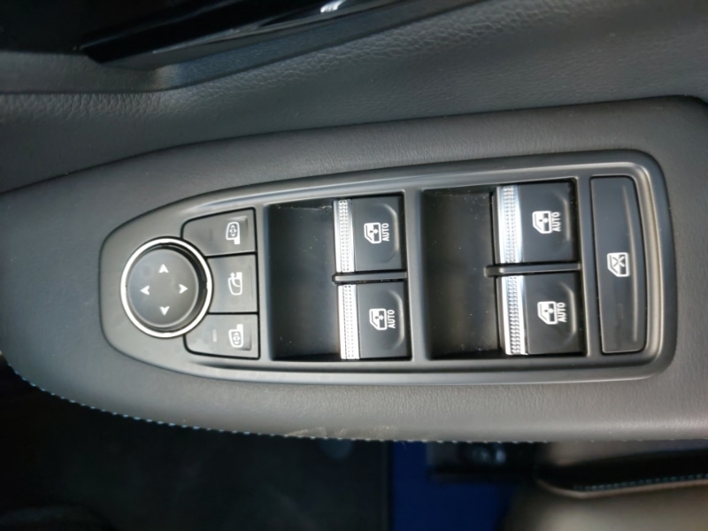 Used Renault Scenic E-Tech 2024 for sale - 76052330: Photo 19